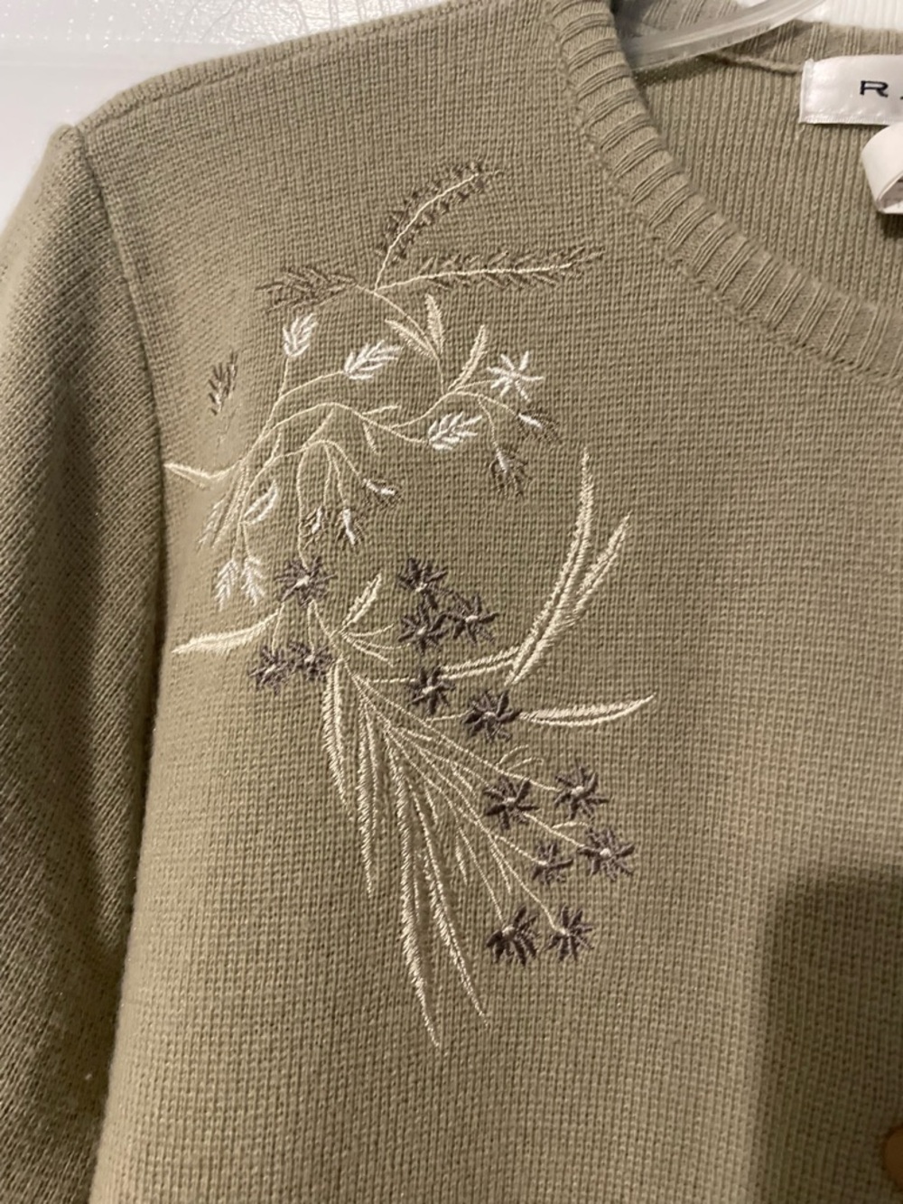 RAFAEL Olive Green Embroidered Button-Front Cardigan - Picture 2 of 4